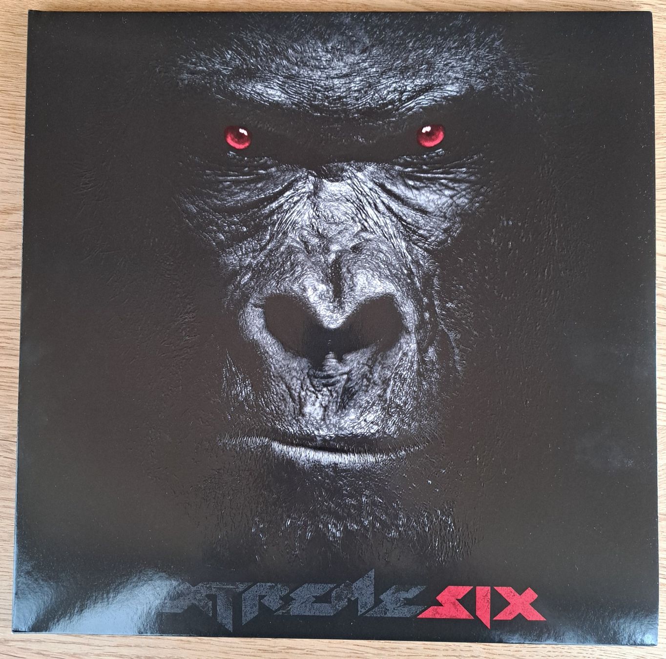 Dischi in vinile: Extreme - Six (2 LP, Red Transparent) – Usato da Meggen venduto da Ricardokoch