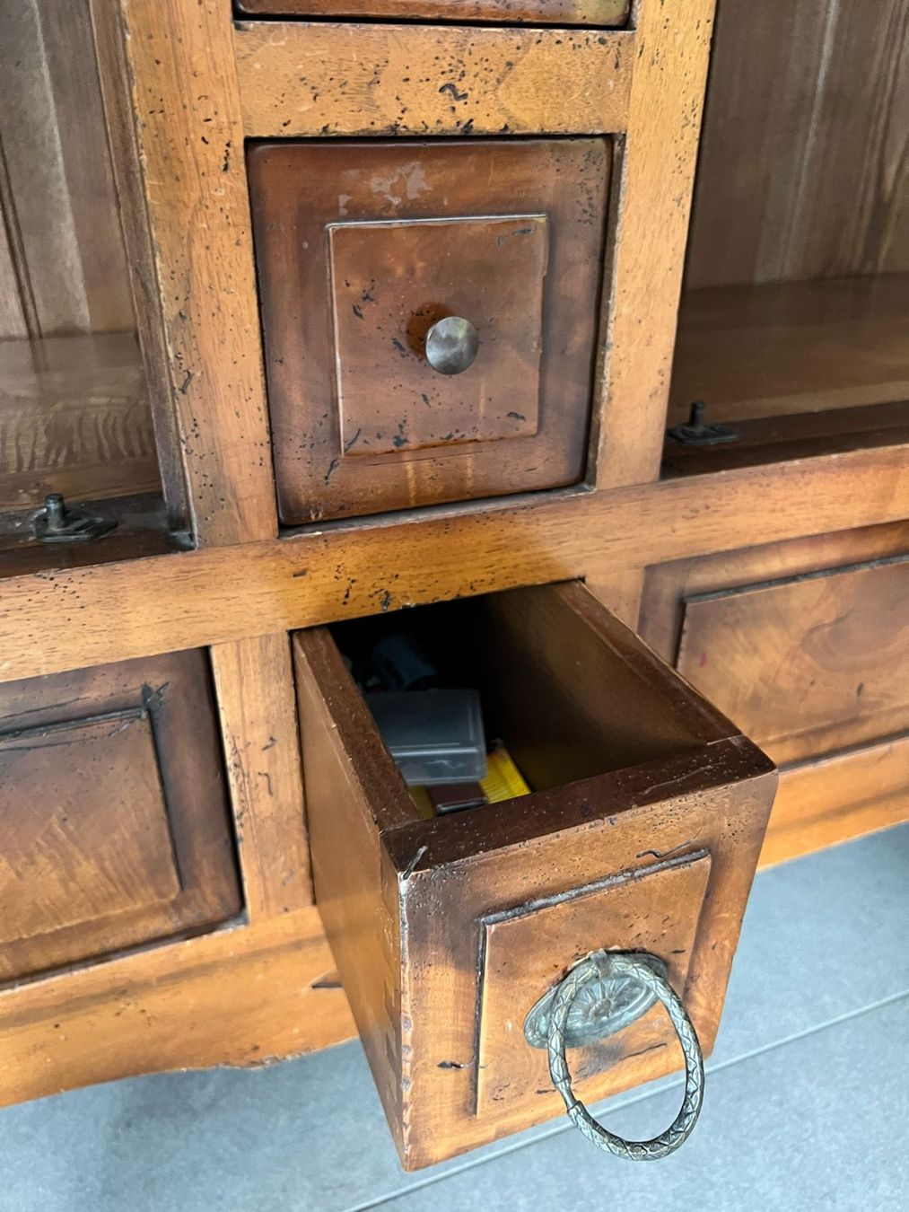 Armadi: Armoire en merisier massif – Usato da Commugny venduto da Wouterh 2