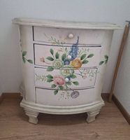 Kommode mit Blumenmuster weiss 4 Schubladen gebraucht