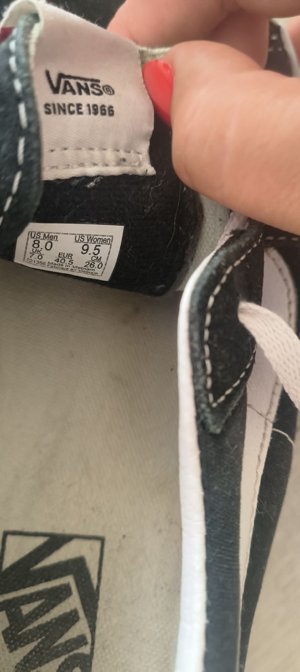 Vans Scarpe da uomo: Vans Sneakers – Usato da Beringen venduto da Holly.80 4