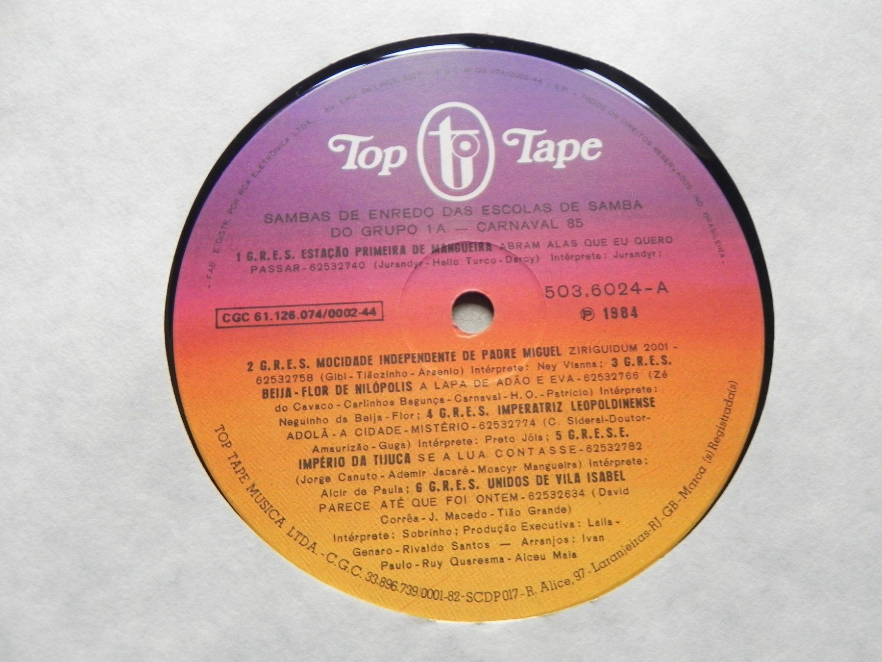 Vinyles: LP Brasilien Samba de Enredo Carnaval 1985 – D'occasion à Siebnen par krimsie 5