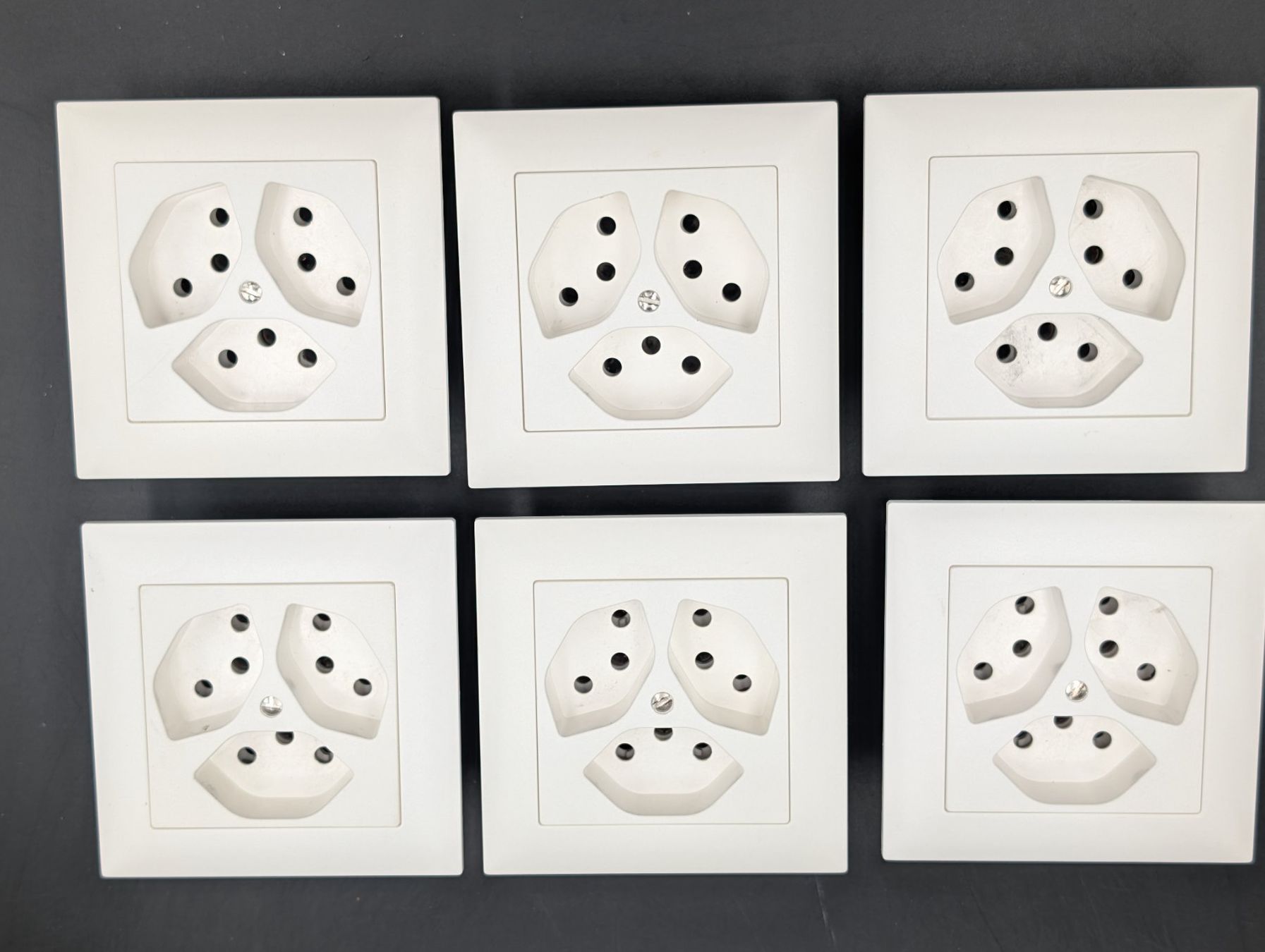 Feller Stecker: Feller EDIZIOdue Set 6 Stück 3xT13 – Gebraucht aus Winterthur von Hint17 1