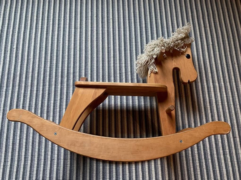 Jouets: Holzpferd Schaukelpferd – D'occasion à Zofingen par zofredam 4