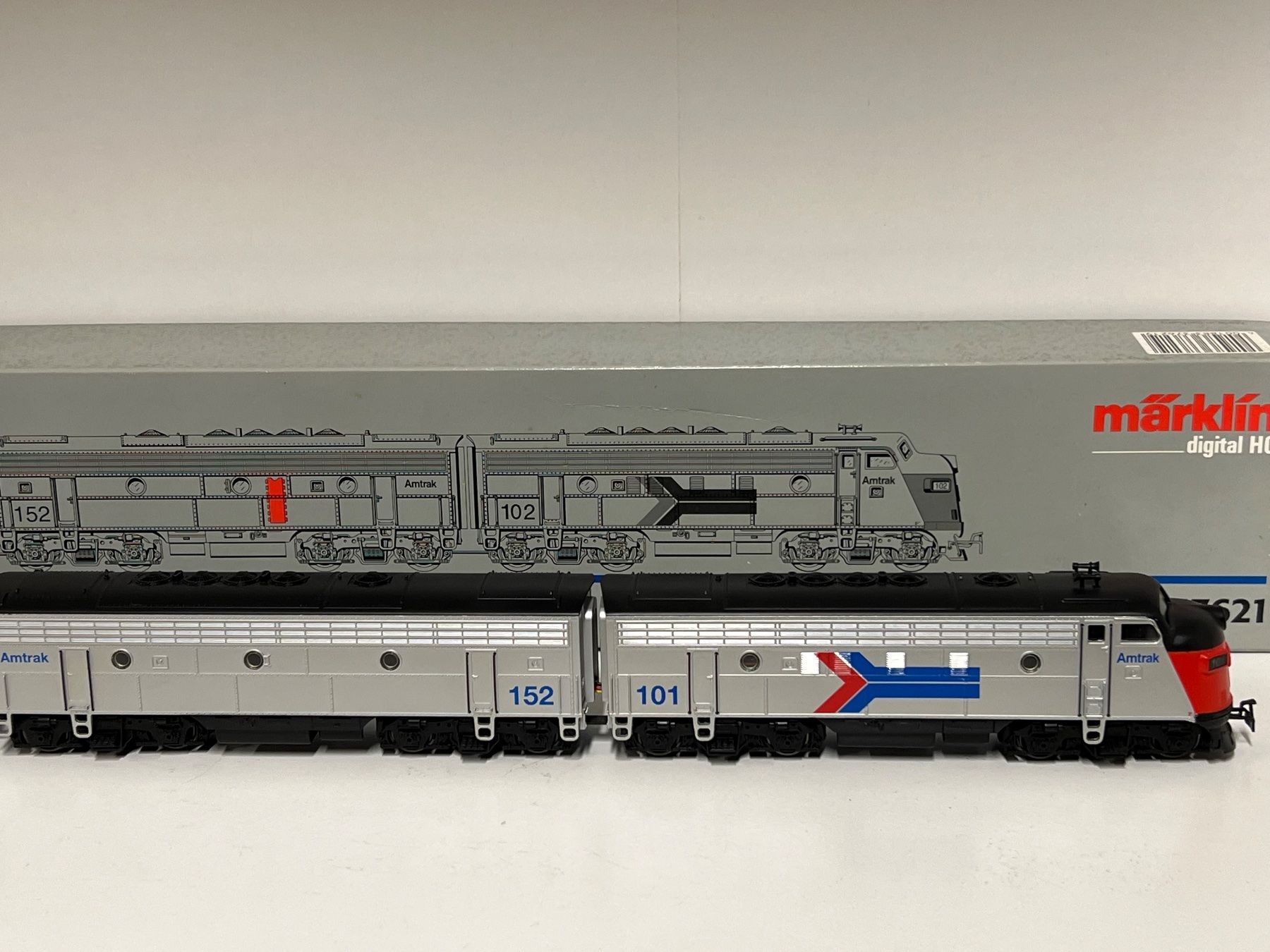 Märklin Modelleisenbahnen: Märklin 37621 EMD F 7 Amtrak Digital – Neu (gemäss Beschreibung) aus Neuenhof von ludovicco 2