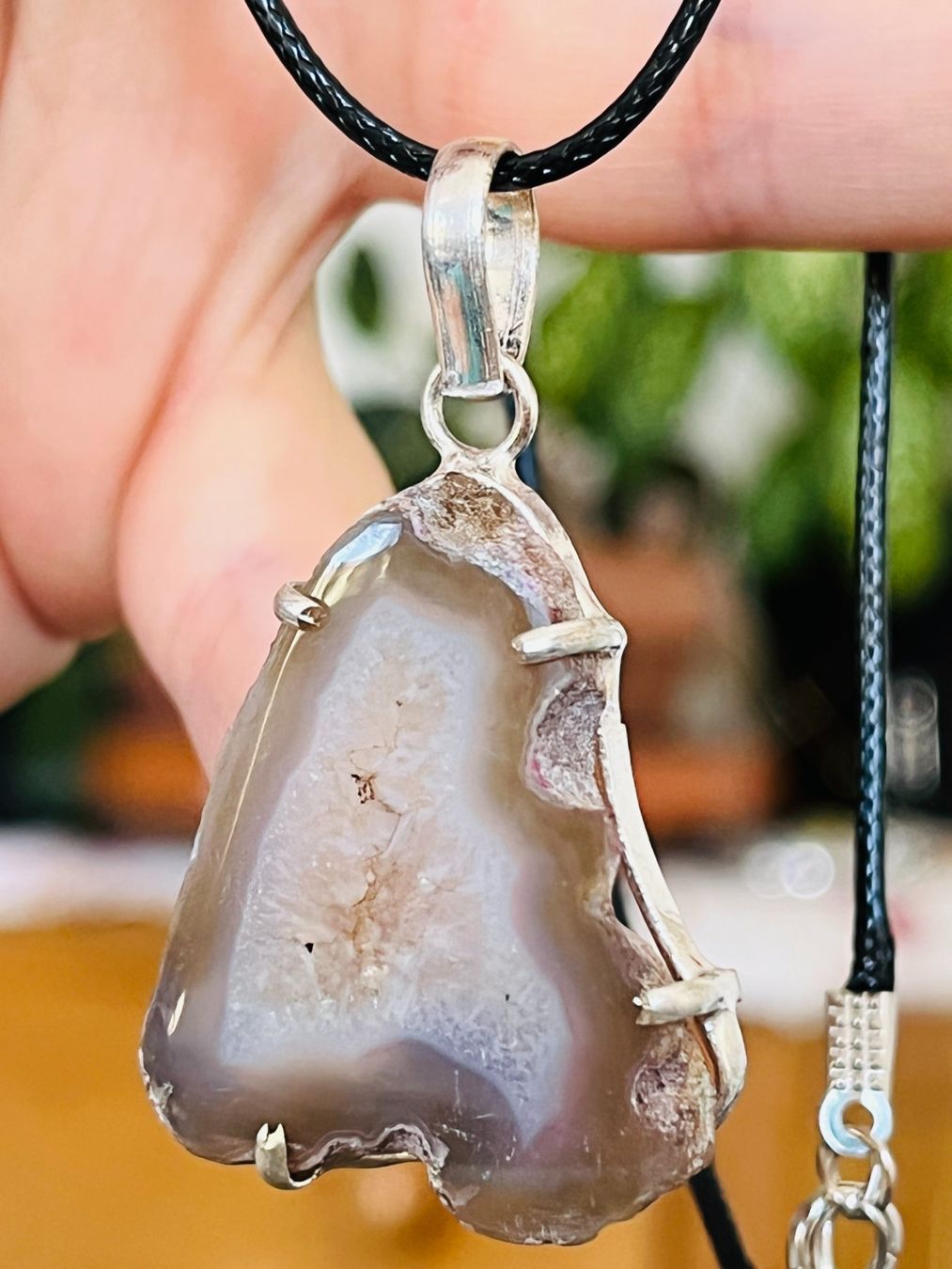 Catenine: Solar Quartz Druzy Ethenic Jewelry – Nuovo e nell'imballaggio originale da Genève venduto da AGBERG 1