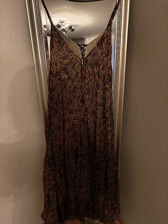Vestiti: Maxi Dress aus Silk shiffron – Usato da Nendeln venduto da Mela948588 2