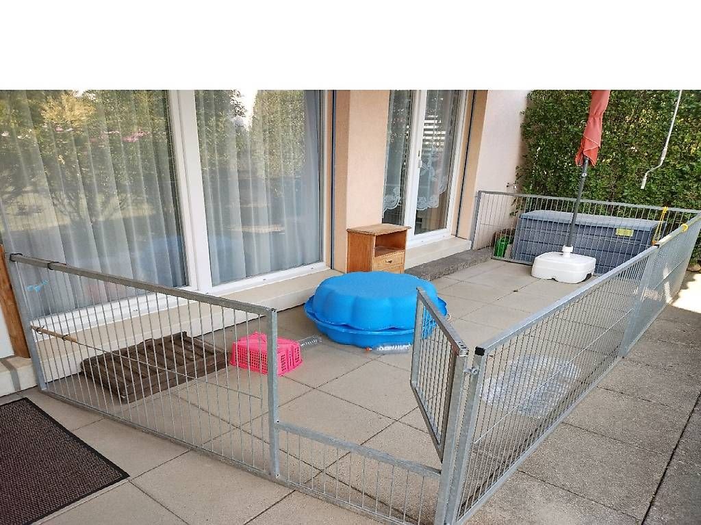 Lauf- & Sicherungsgitter: Barrière pour enclos – Gebraucht aus Romanel-s-Lausanne von philurner