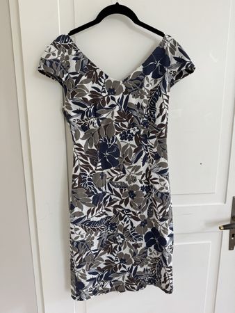 EVOE Kleid Blumenmuster Grösse 42/38 Made in Italy