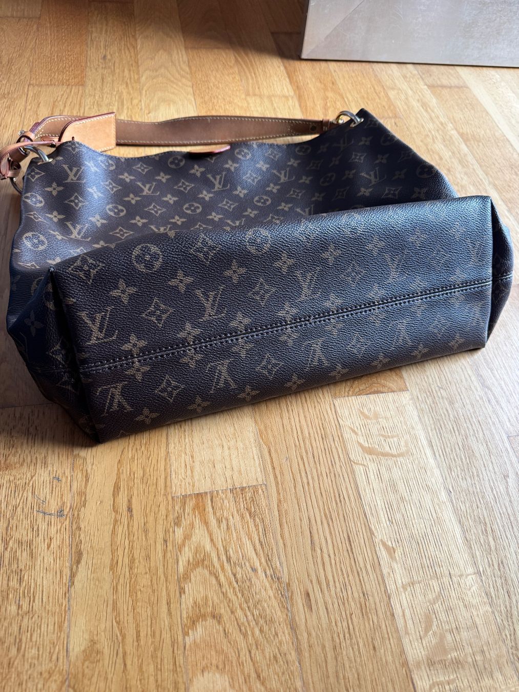 Louis Vuitton Taschen für Damen: Sac Graceful MM Louis Vuitton – Gebraucht aus Gy von coucouval 1