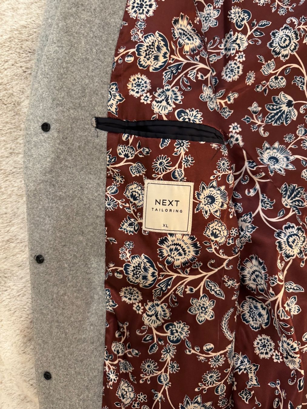 Next Cappotti: Mantel Grau Next Tailoring XL – Usato da Dübendorf venduto da svma 2