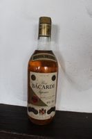 ältere Flasche Rum Bacardi Superior 100cl