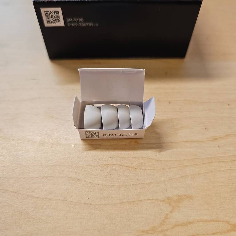 Samsung Cuffie: Galaxy Buds Pro - Argent – Usato da Bramois venduto da Laurine 3