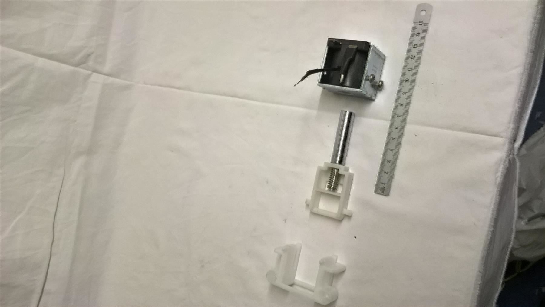Magnete: Elektro Magnet – Gebraucht aus Glarus von Mdelphi 1