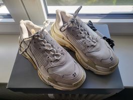 Balenciaga Triple S Weiss Gr. 37