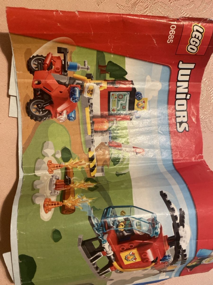 Lego Kit di costruzioni: Lego 10685 – Usato da Zürich venduto da Manuelemilie 2