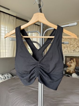 Alo Yoga black sport bra Size S