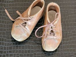 Antike Babyschuhe