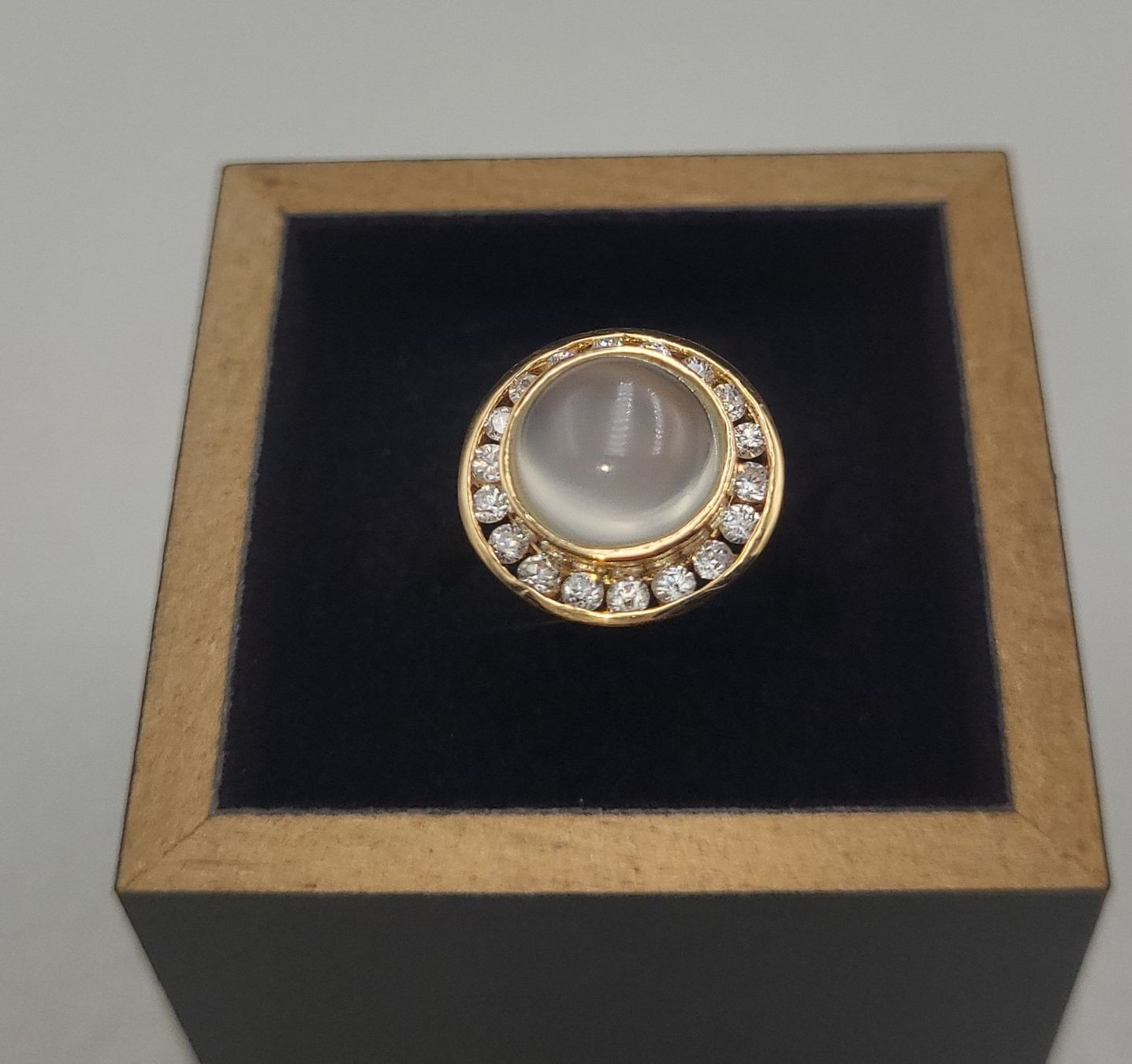 Anelli: Gold 585 Ring Mit Mondstein und steine – Usato da Wald ZH venduto da Dasilver 4
