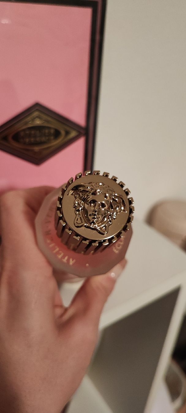 Versace Profumi & Eau de Toilette: Atelier Versace Rose eclat 100 ml edp – Usato da Rickenbach-Sulz venduto da Krisztike 4