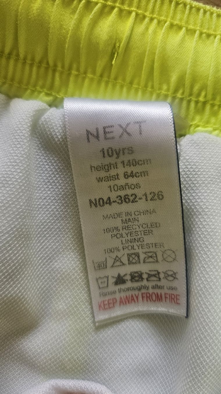 Next Pantaloni: Badehose NEXT Gr. 140 – Usato da Grabs venduto da ricolino12 1