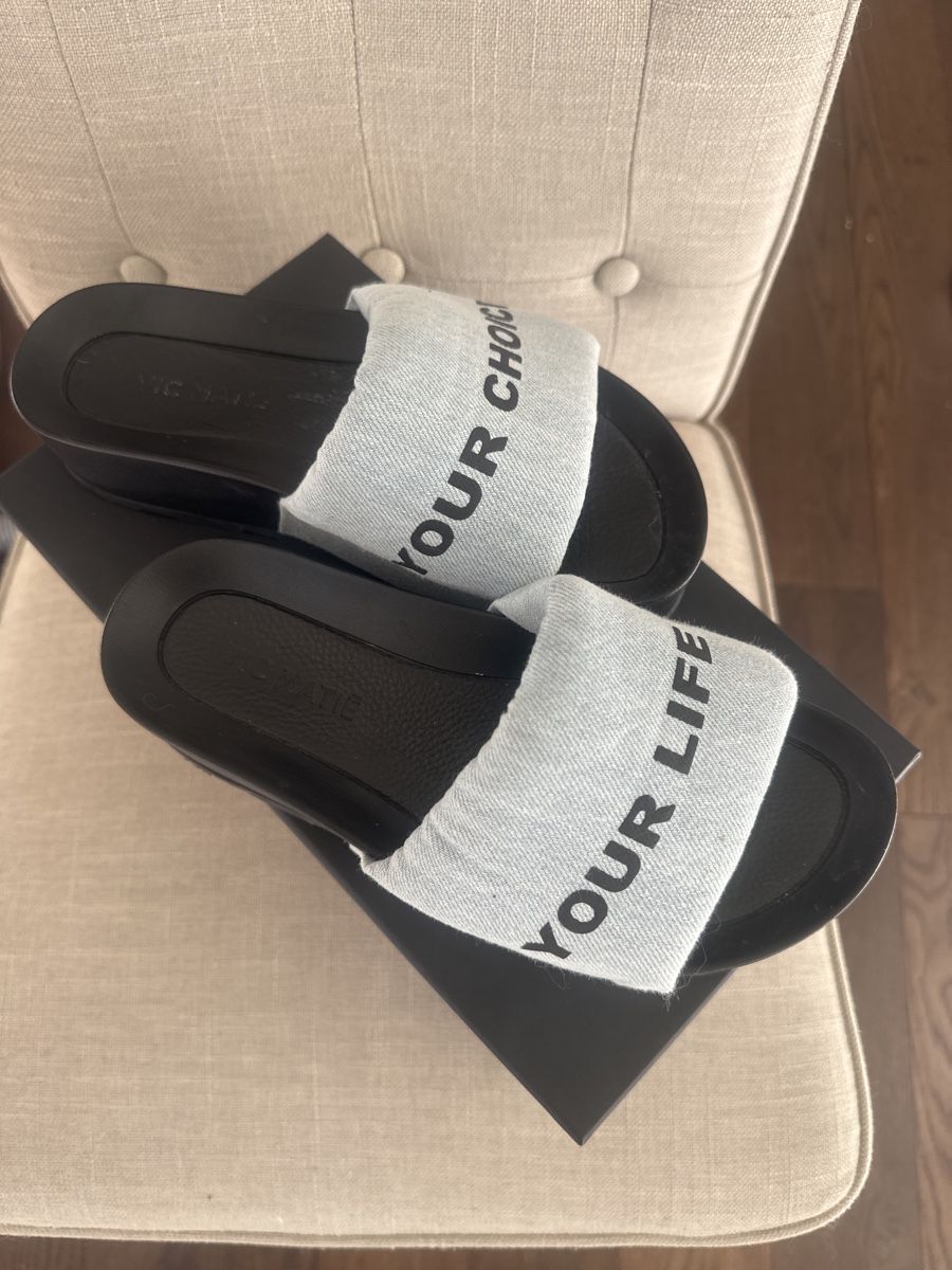Scarpe da donna: Vic Matie – Nuovo e nell'imballaggio originale da Sachseln venduto da Guguiseli