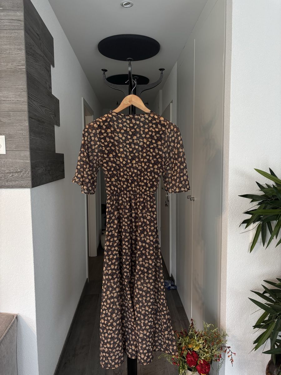 Pull&Bear Vestiti: Robe fleurie Pull&Bear Taille S - Parfaite pour l'été! – Nuovo (secondo la descrizione) da Savièse venduto da aly_zc2h 2