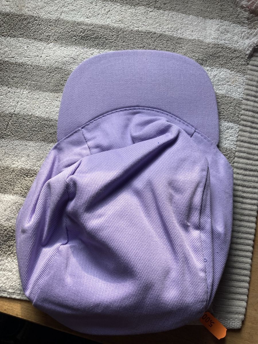 Altro abbigliamento per bambina: Hüt Caps 50stk – Nuovo e nell'imballaggio originale da Aarwangen venduto da to-hirschi