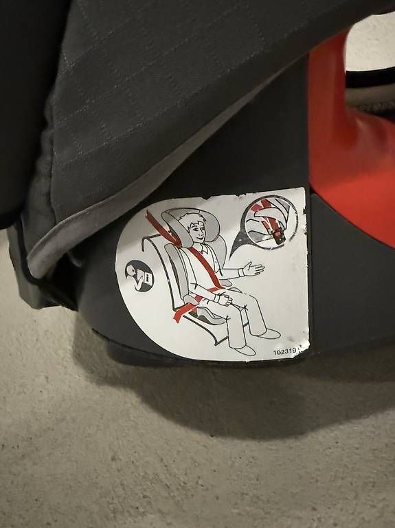 Seggiolini per auto: Römer Kindersitz  – Usato da Pfungen venduto da Marc_72 4