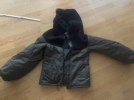 Jacke Prada Winter Jacke, Khaki Grösse 38, Top Zustand!