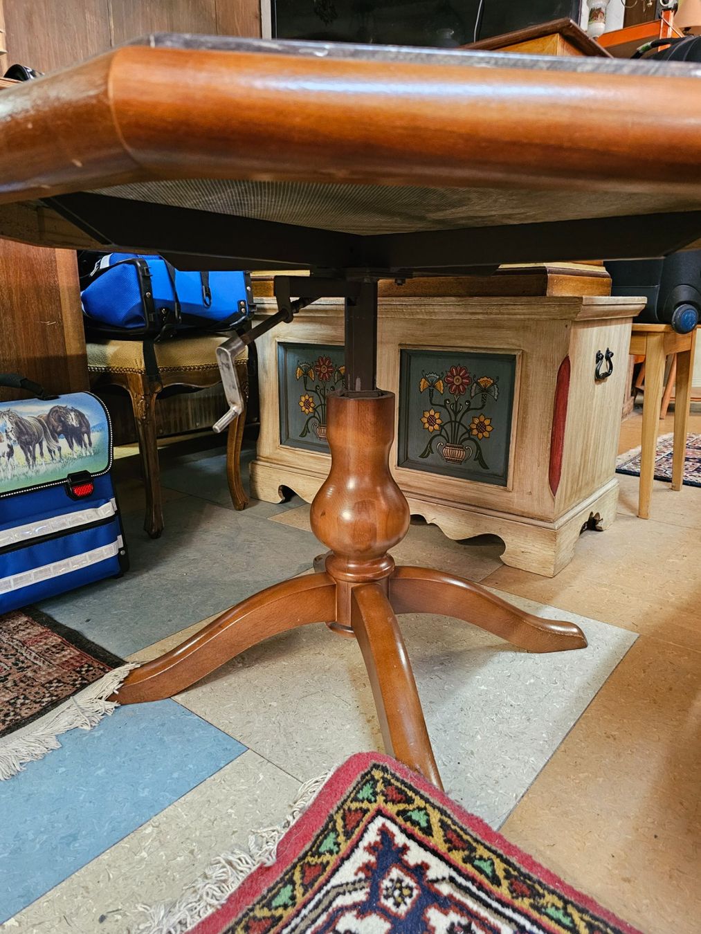 Tavoli: Salontisch mit Marmorplatte – Usato da Wangen bei Olten venduto da Brocki-Wangen 1