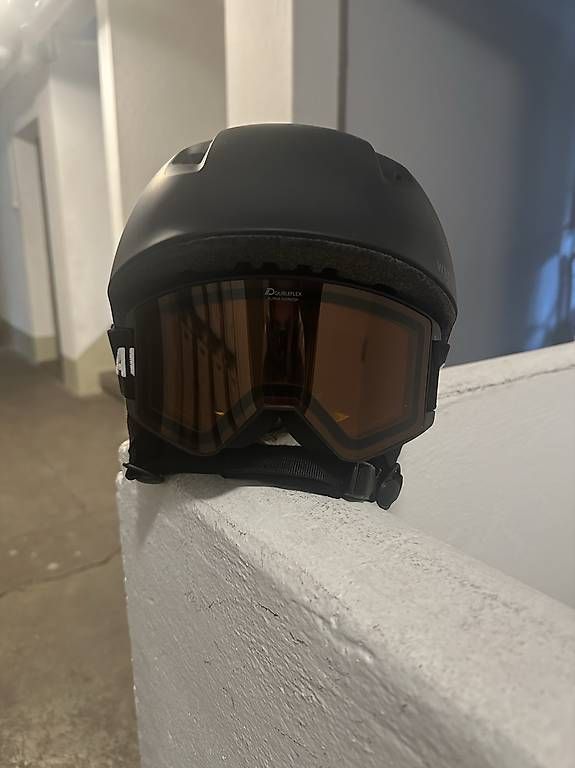Helme: Skihelm / Skibrille – Gebraucht aus Bern von ilariamaria
