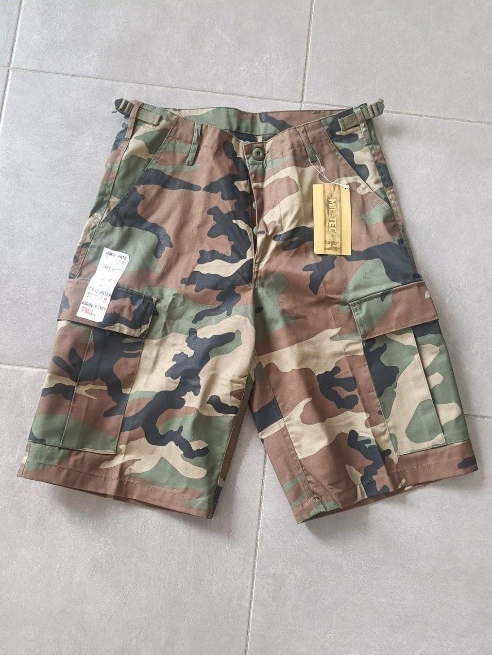 Pantaloni: Short Mil-Tec Woodland taille S NEW – Nuovo e nell'imballaggio originale da Pampigny venduto da Calypso06
