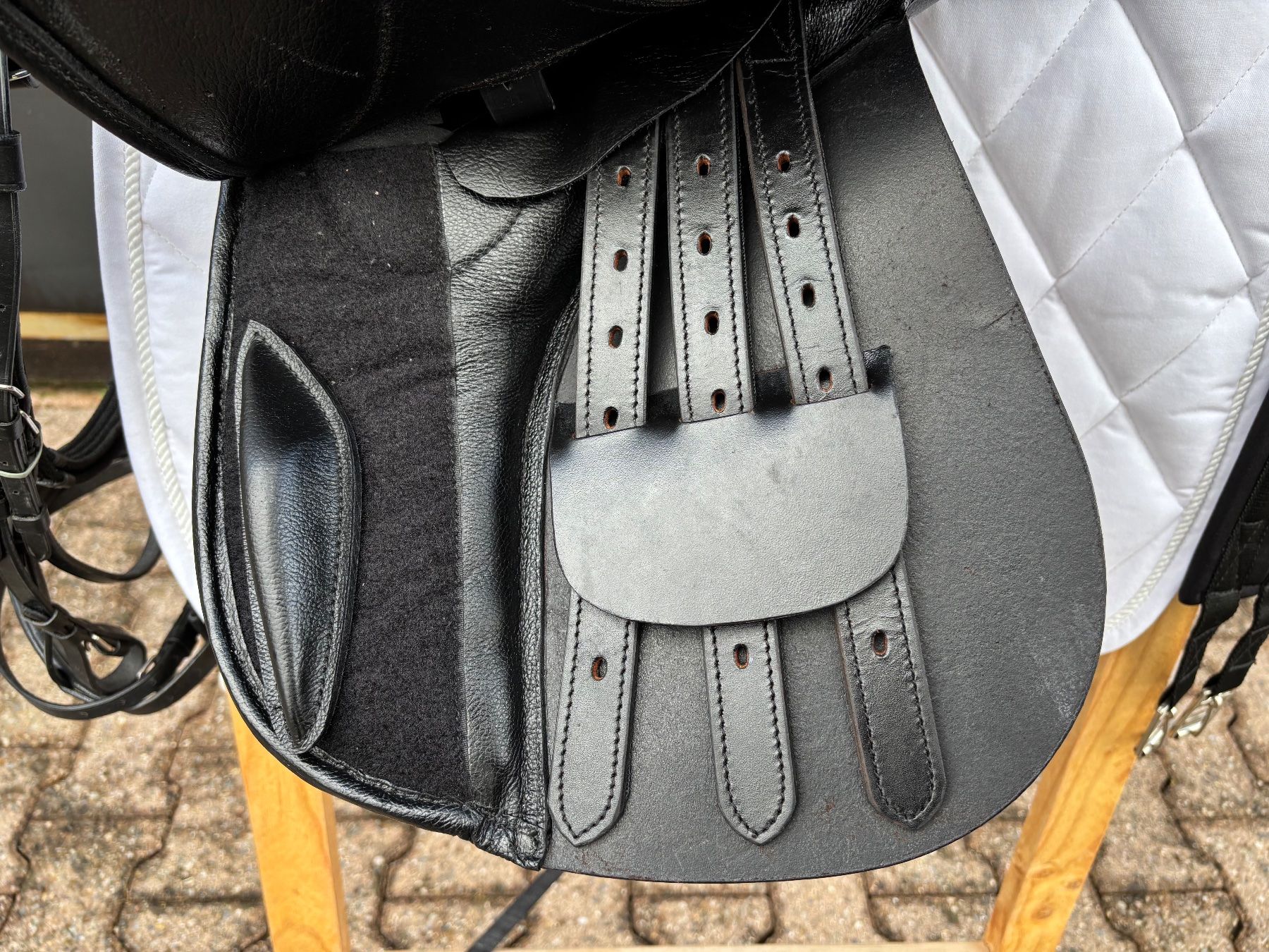 Sattel & Sattelzubehör: schöner Ponysattel – Gebraucht aus Feldbach von Fea1 8