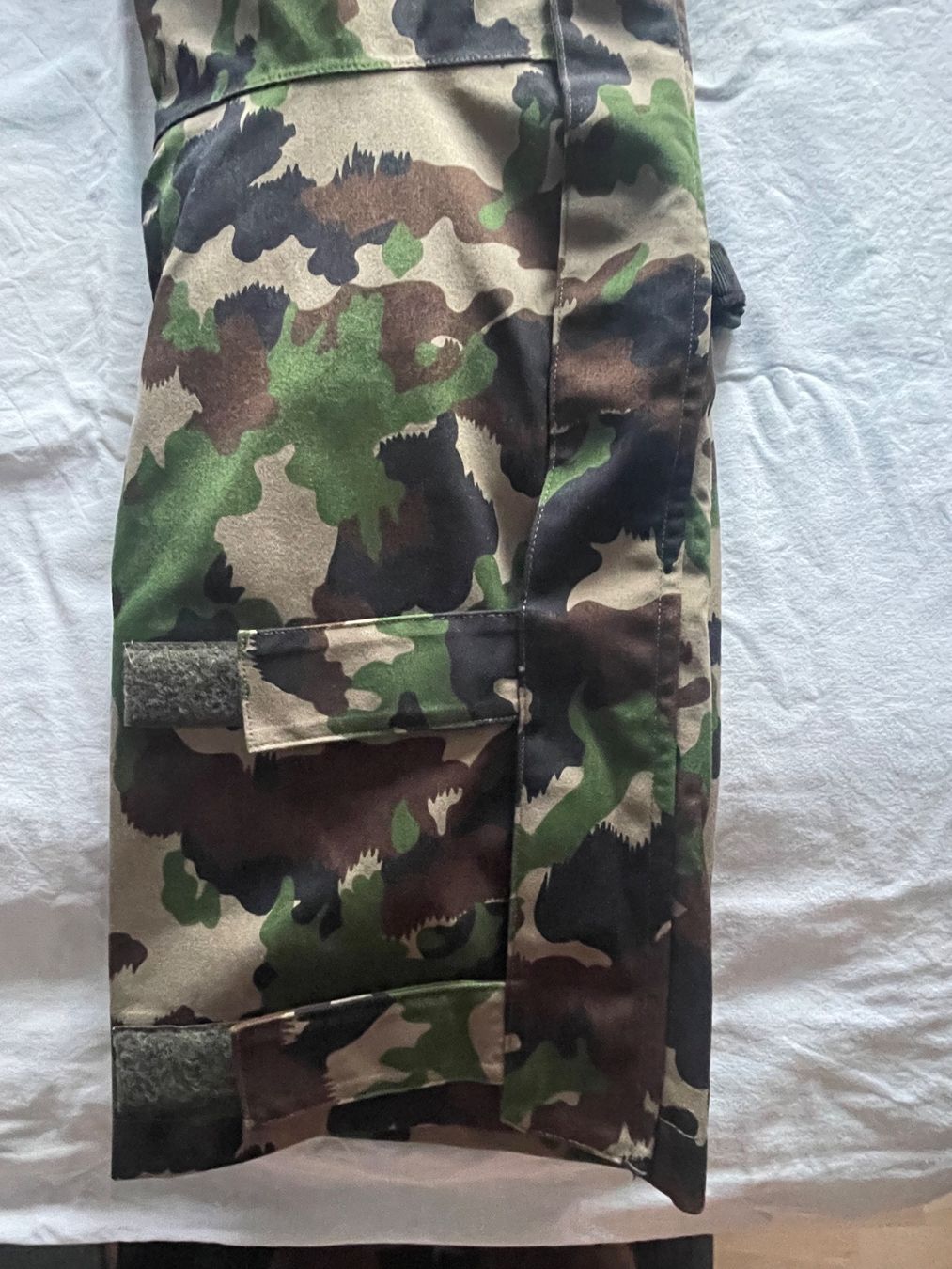 Armée suisse Uniformes: Armee Gore Tex Hose  Gr: M – D'occasion à Wila par Lokelo 5