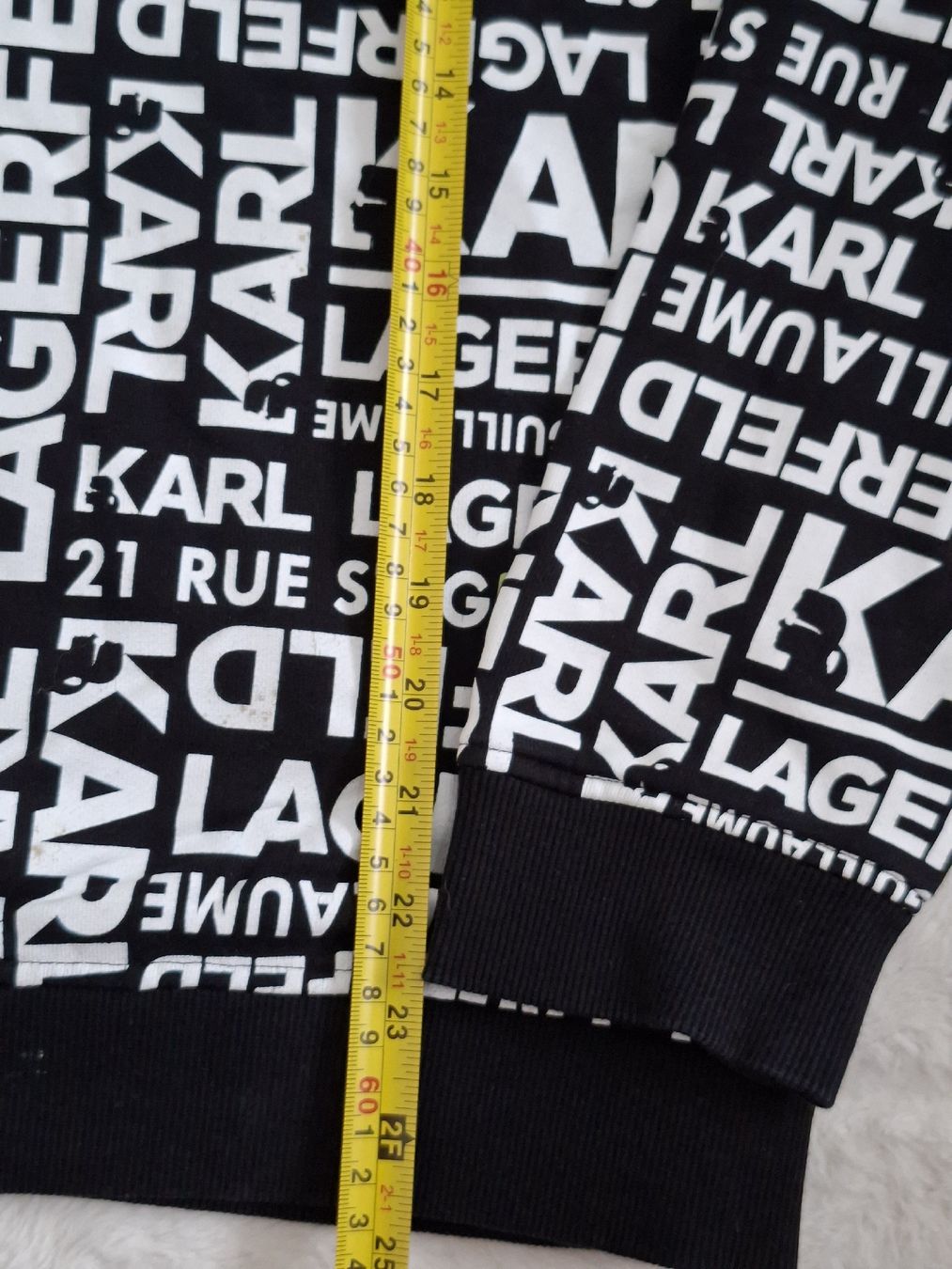 Karl Lagerfeld Maglioni & Felpe: Karl Lagerfeld Pull Noir/Blanc, Taille S, – Usato da Renens VD venduto da ser_j2fn 2
