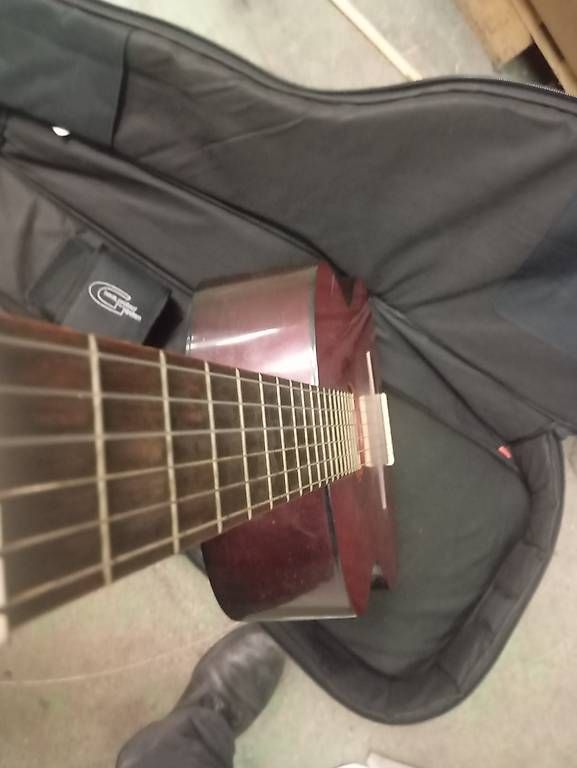 Yamaha Strumenti musicali: Yamaha G55 Konzertgitarre – Usato da Basel venduto da Petergunn 2