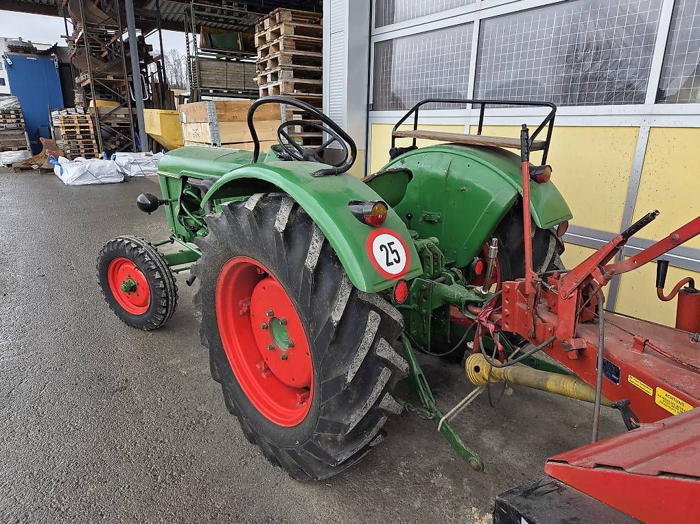 Deutz Trattori: Deutz D40-Z Traktor mit Ladewagen – Usato da Balterswil venduto da schnugi09 2