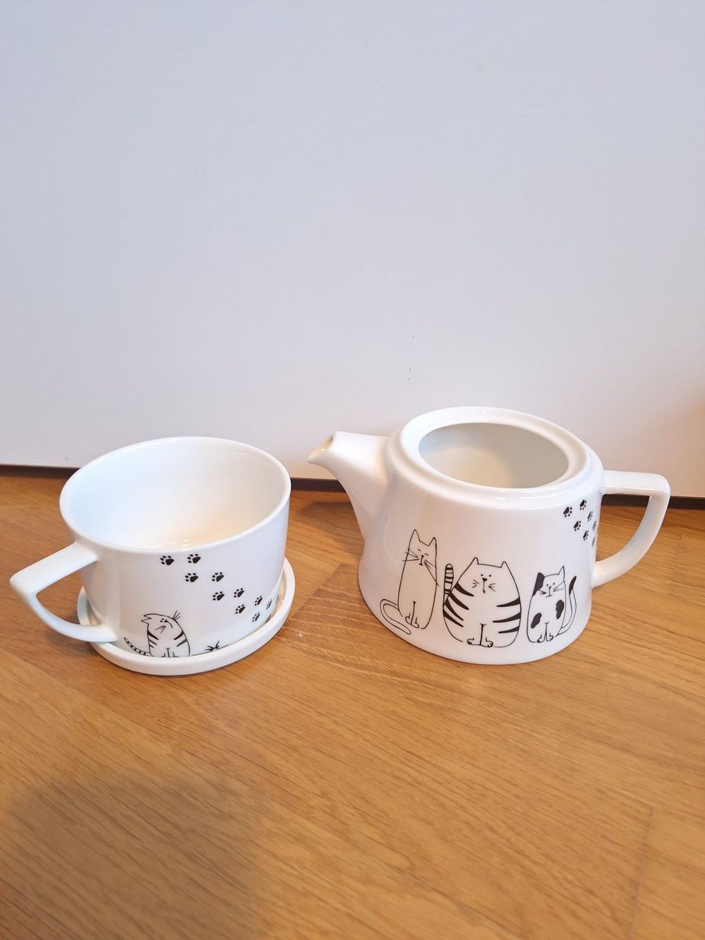 Teiere: Théière + tasse chats – Usato da Neuchâtel venduto da laureen-h 1