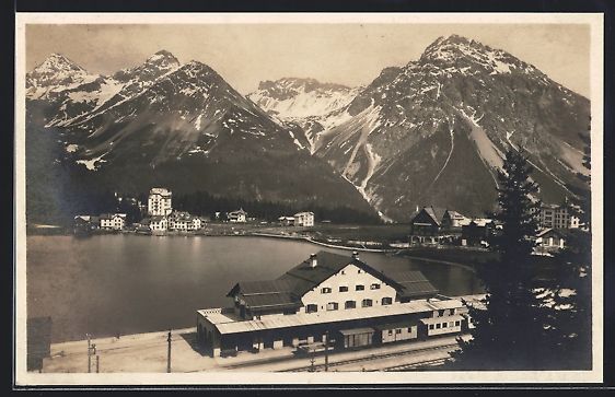 Cartoline postali: AK Arosa, Bahnhof und Obersee – Usato da Berlin venduto da bartko-reher