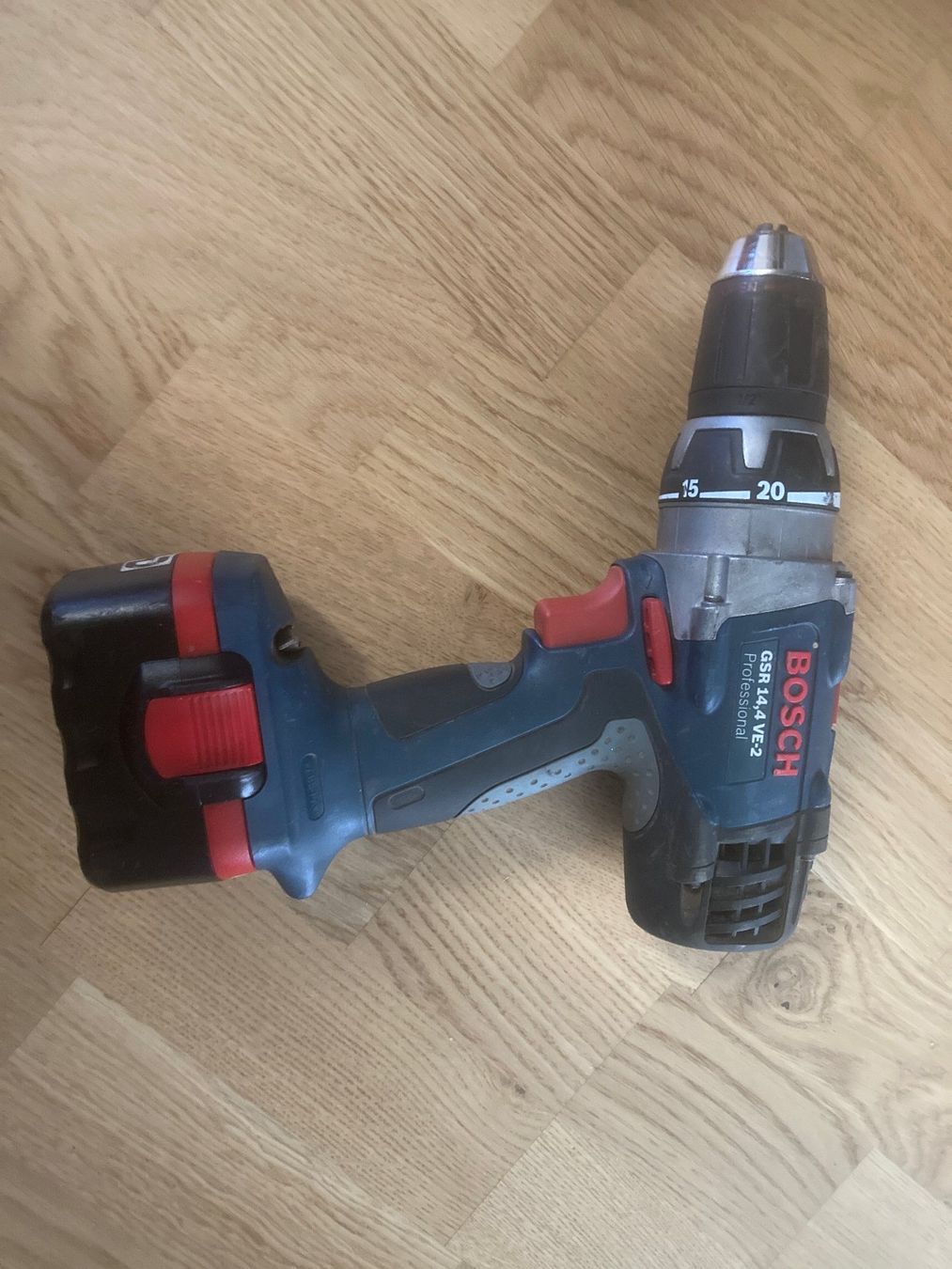Bosch Trapani: Akku-Bohrer Bosch 14.4V – Usato da Langendorf venduto da djlefreak4u 2