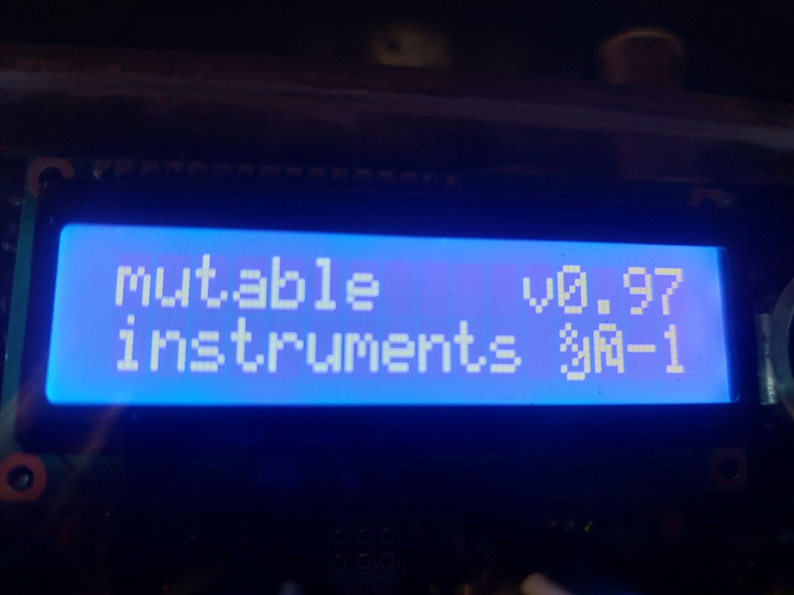 Musikinstrumente: Mutable Instrument Shruti-01 version basic +1x boîtier acryl – Gebraucht aus Courtepin von Organikal 6