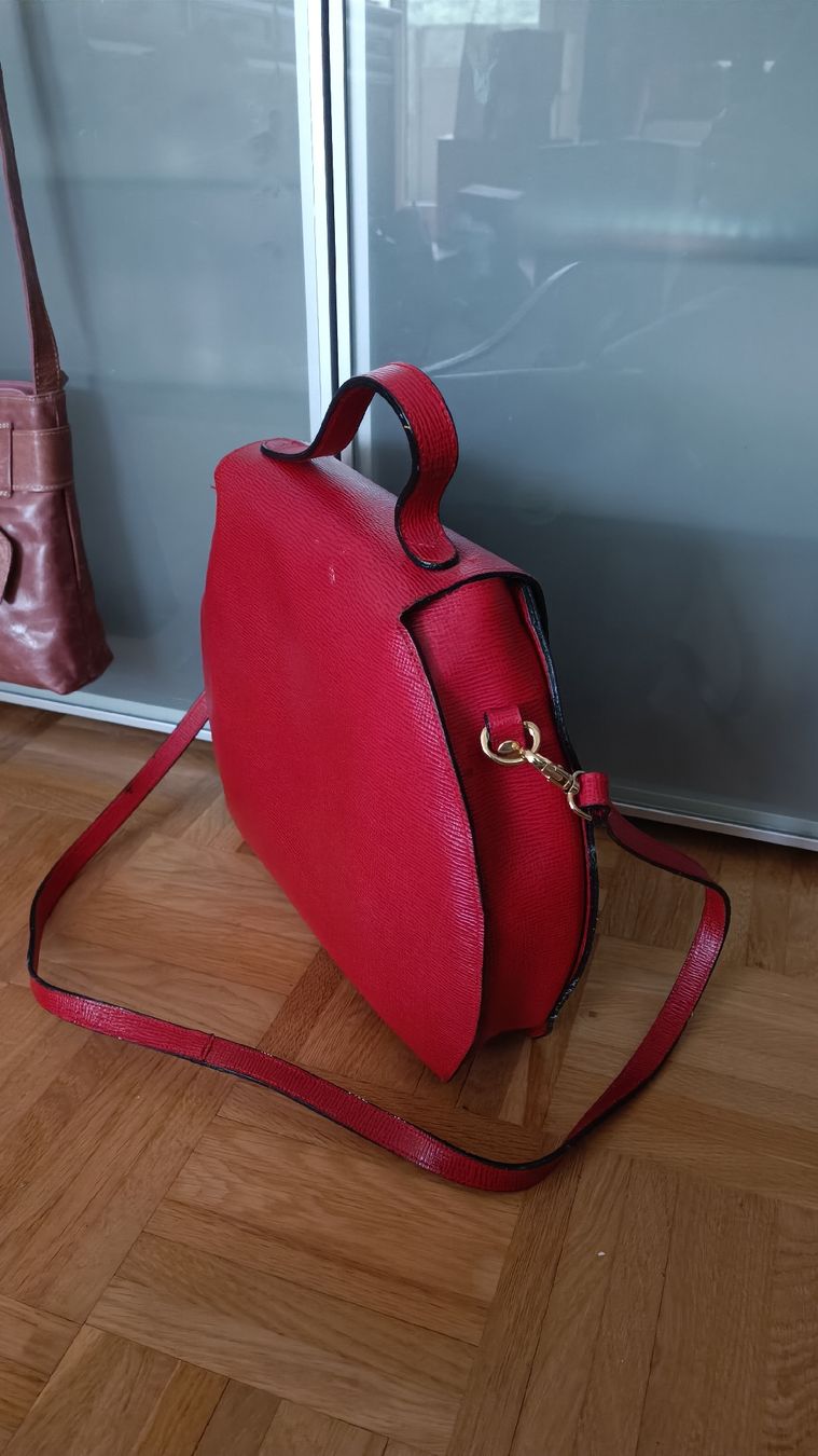 Borse da donna: Chic - Rote Handtasche in gutem Zustand – Usato da Baden venduto da zuppel 2