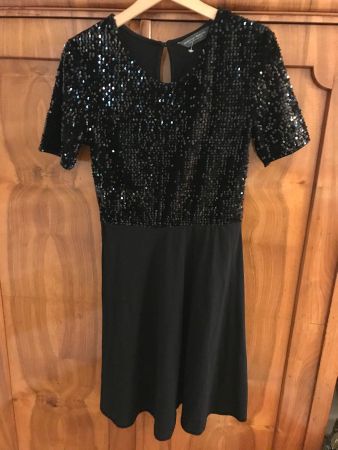 Dorothy Perkins Jersey-Kleid mit Pailletten, Gr. 36/38