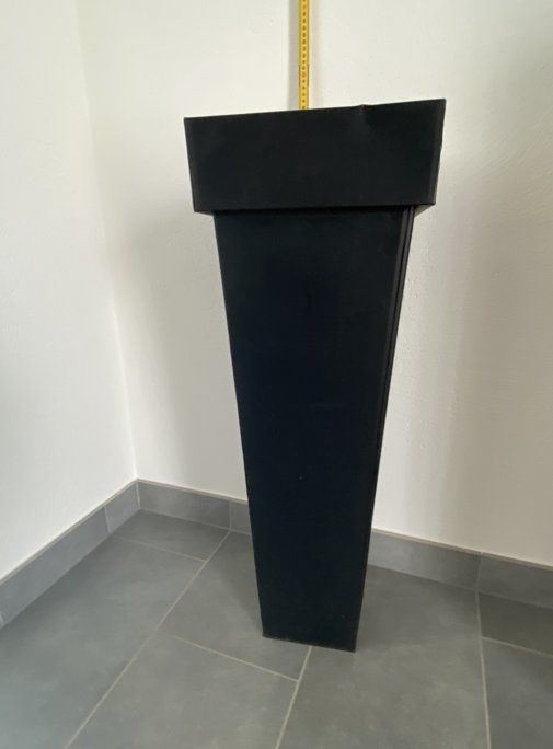 Vasi per fiori: Pflanzentopf Metall – Usato da Hinwil venduto da FamEgli
