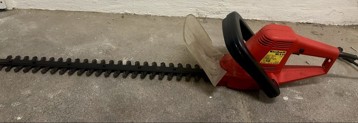 Einhell Tutti gli attrezzi: [GUT & GÜNSTIG]: Einhell Elektro Heckenschere - GH-E – Usato da Arni AG venduto da CreaFlex 1