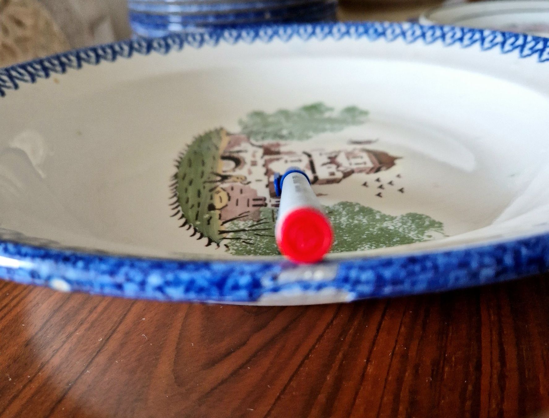 Set di piatti: Geschirrset St Clement Keramik – Usato da Bern venduto da Antikbatik 7