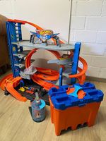 Hot Wheels Garage mit Zubehör