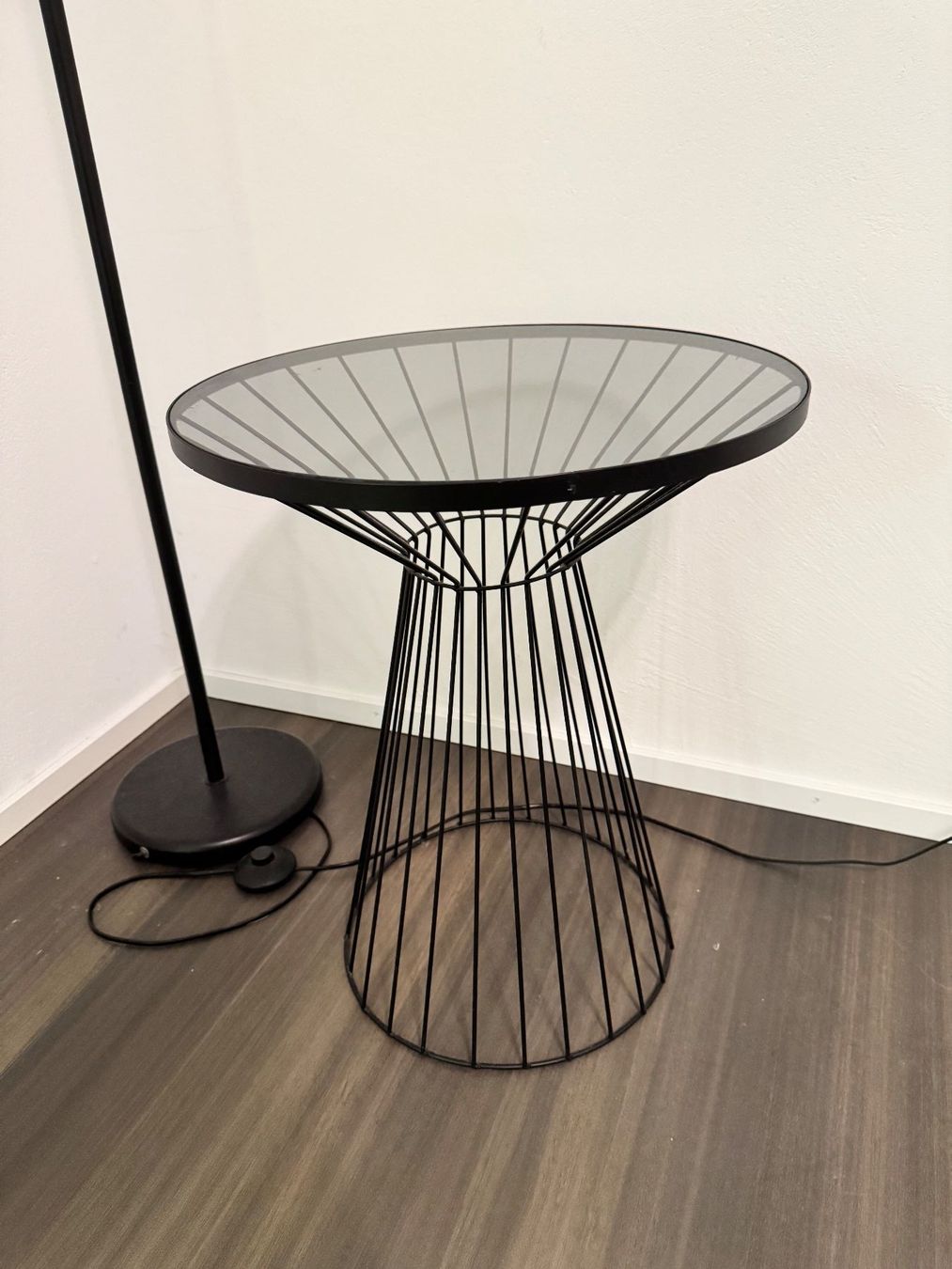Tische: Salontisch Schwarz Glas/Metall – Gebraucht aus Buttwil von Polina_Belin