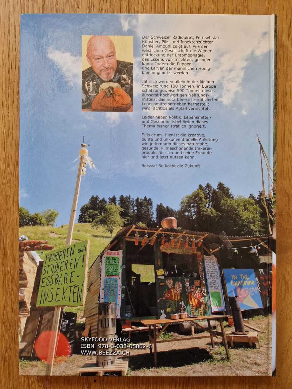 Libri: beezza! Das Bienenkochbuch – Nuovo (secondo la descrizione) da Utzenstorf venduto da Isa6 5