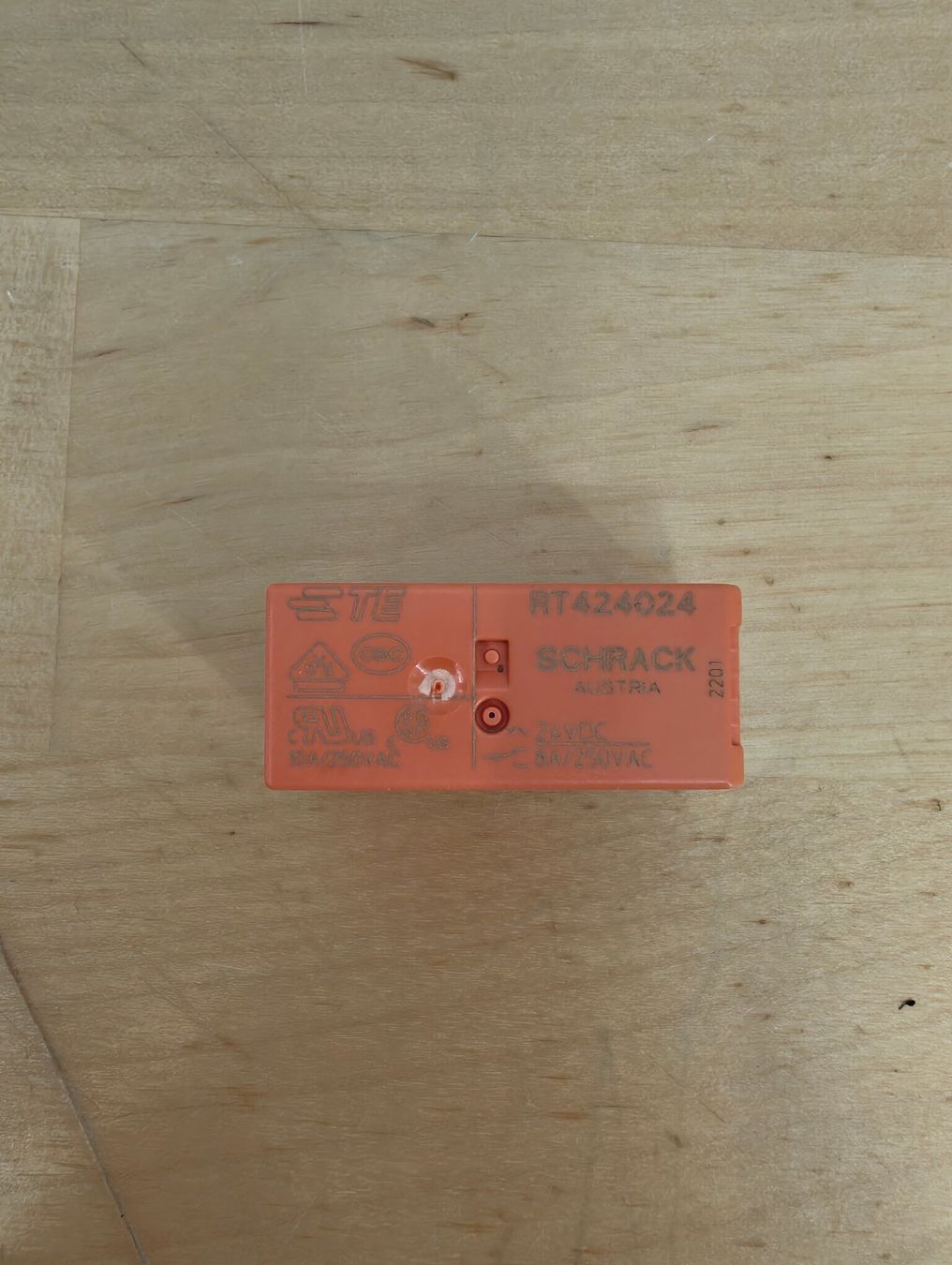 Componenti elettronici: RT424024 Leistungsrelais der Baureihe RT2 – Usato da Emmenbrücke venduto da BlSi 3
